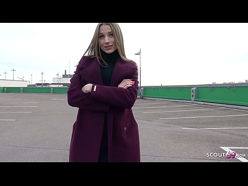 ❤️ VĀCU SKAUTS IR SAPNIS, PIESKARAS STEELE, AUTOSTĀVVIETA TELLTALE UN SEXY PAR NAUDU ❤ Porno fb pie mums ﹏